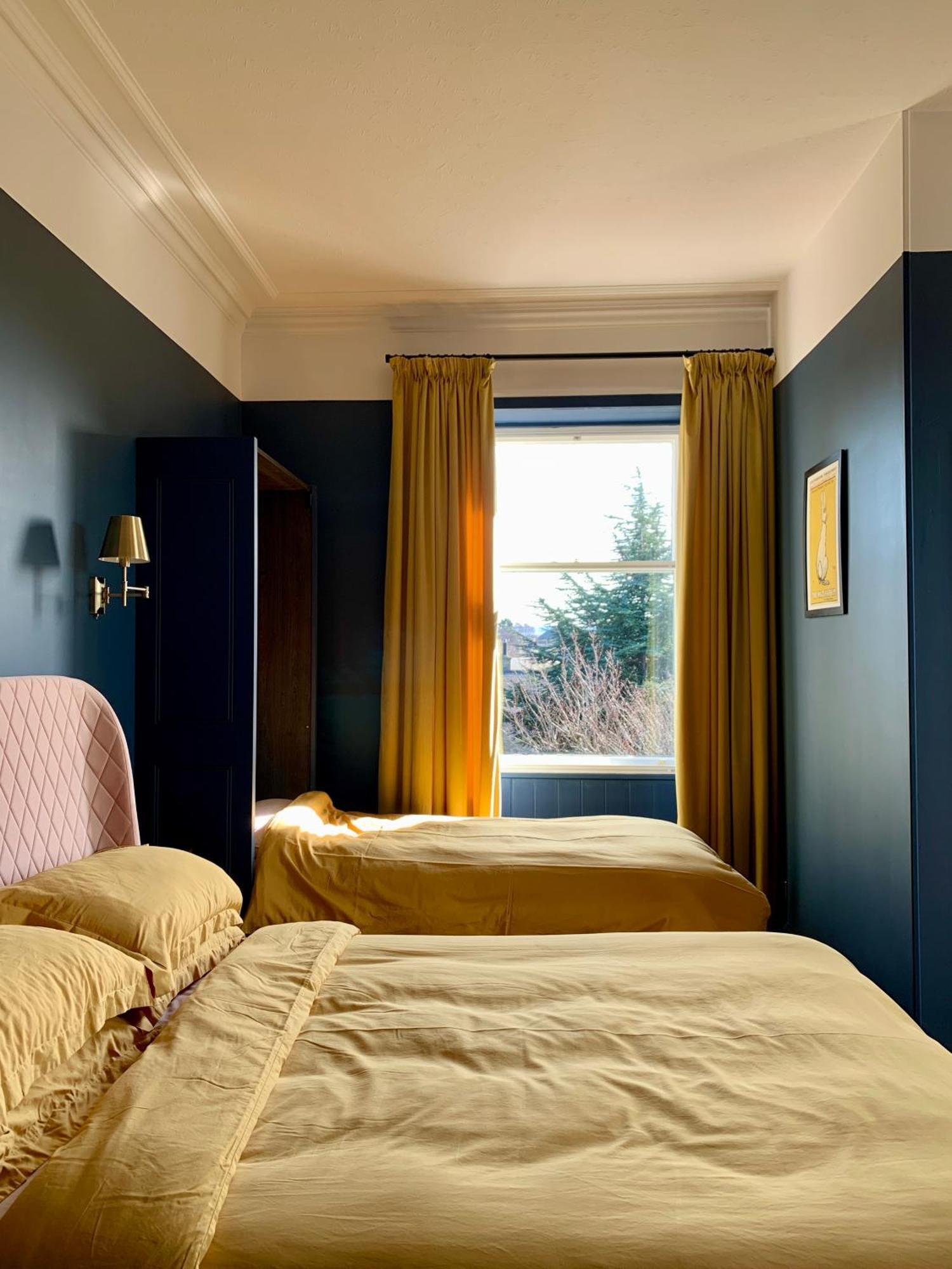 The Pines Guest House Elgin Extérieur photo