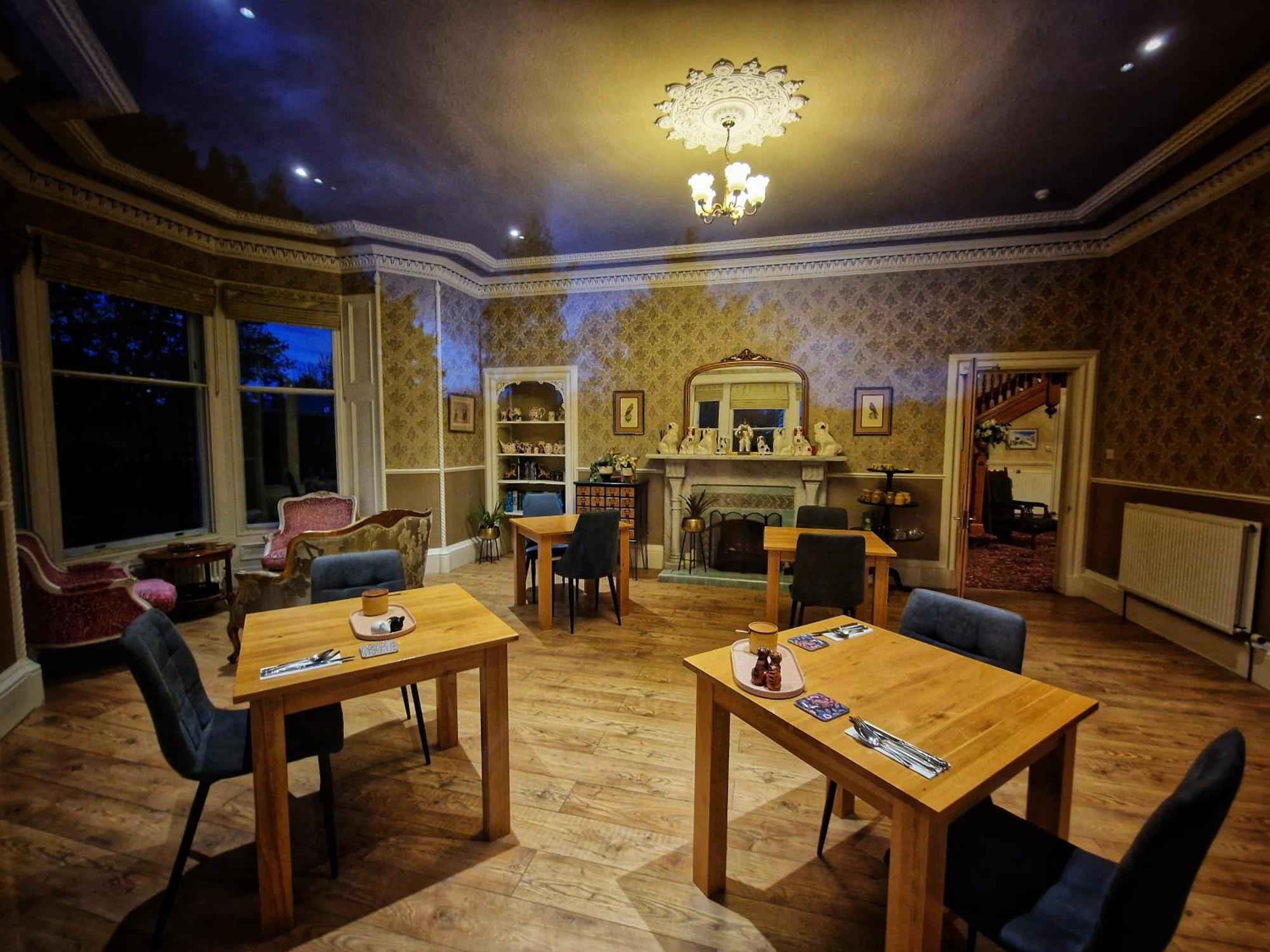 The Pines Guest House Elgin Extérieur photo